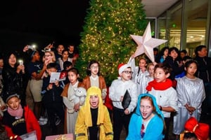 Christmas-tree-lighting-event