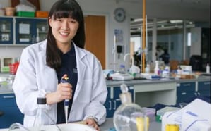 Alice, Class of 18-- London School of Medicine and Dentistry